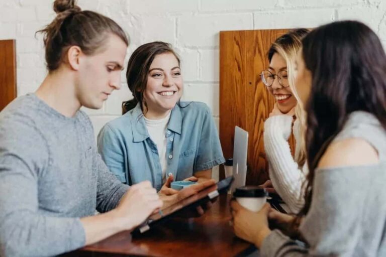 employee to employer relations