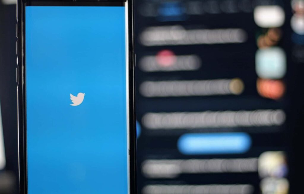 twitter sourcing