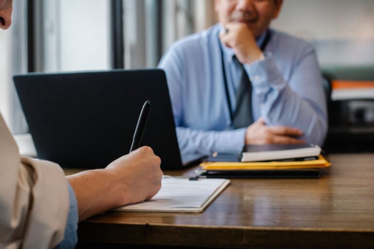 UK Job Market 2026 Update: Professional hiring rose in Q2 as IT vacancies jumped 42%